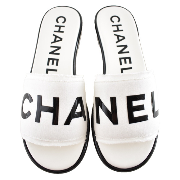 Chanel 24C White Black CHA NEL Letter Logo Mule Slide Block Heel Sandal 39.5 - Picture 1 of 16